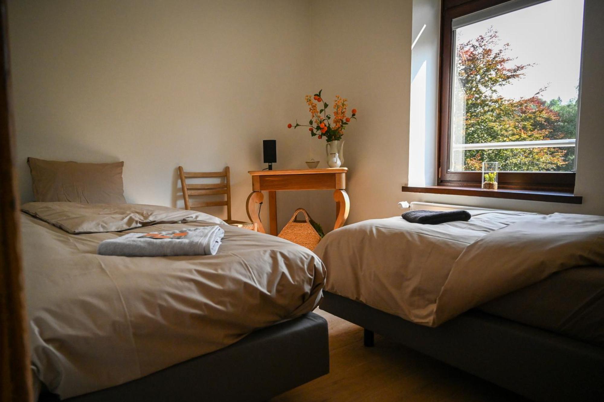 Open Source A L'Entree Du Circuit! Apartment Stavelot Room photo